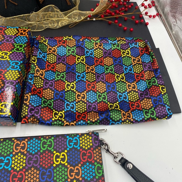 Gucci supreme Psychedelic print GG canvas coated zip pouch made in Italy - Picture 5 of 13